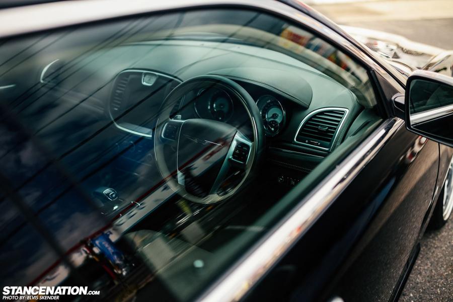  Chrysler 300C VIP Style by Aimga 2014 года  (фото 8 из 14)